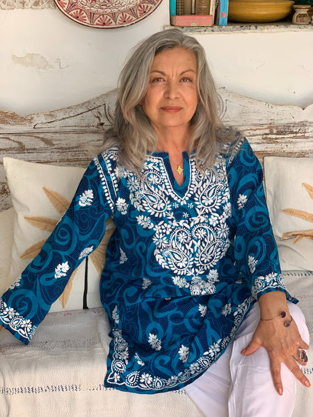 New Silk tunica in stunning   design and amazing hand 🧵 blue joy