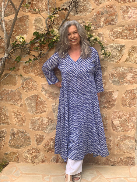 Satnam  dream  dress blue