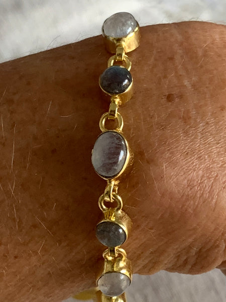 Moonstone and labradorite gemstone designer bracelet