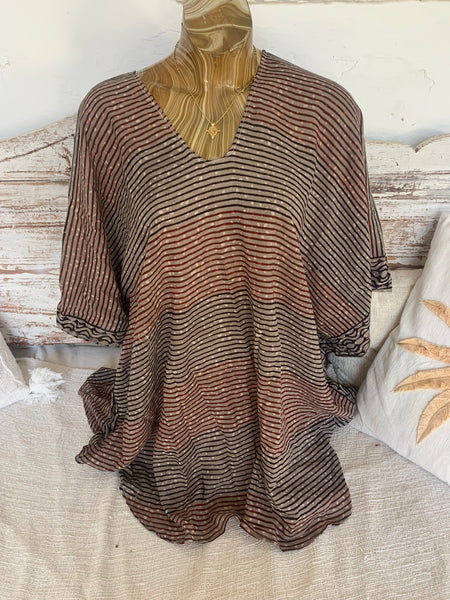 Beach kaftan short in Modern block-print  tunica