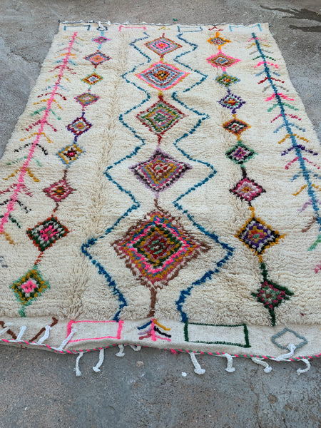 Berber rug big  size white masterpiece of an vintage Morroco carpet