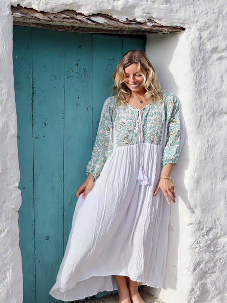 Lio lux kaftan white and turquoise