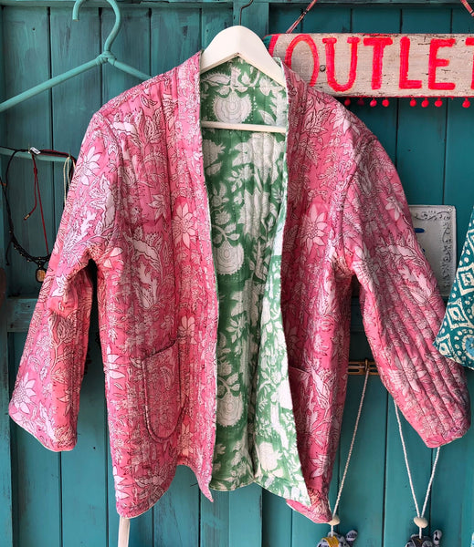 Boho Quilted Jacket – Pink Poppy Dream 🌸✨