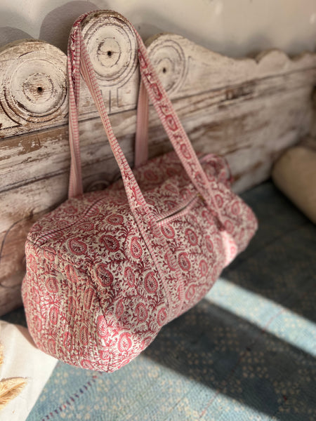 Quilted Travel bag Pink paisley