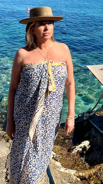 Big size Sarong ,Hand Block Printed Extra Large Sarong | Organic Cotton Muslin | Natural Bagru Print with Golden Blue flower -  AUROBELLE  IBIZA