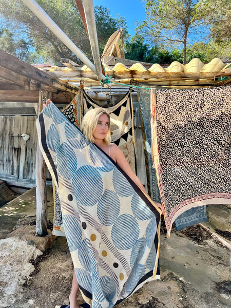 Big size Sarong ,Hand Block Printed Extra Large Sarong | Organic Cotton Muslin | Natural Bagru Print with Golden Sari Blue big circle -  AUROBELLE  IBIZA