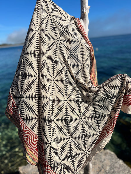 Big size Sarong ,Hand Block Printed Extra Large Sarong | Organic Cotton Muslin | Natural Bagru Print with Gold / Flower of life -  AUROBELLE  IBIZA