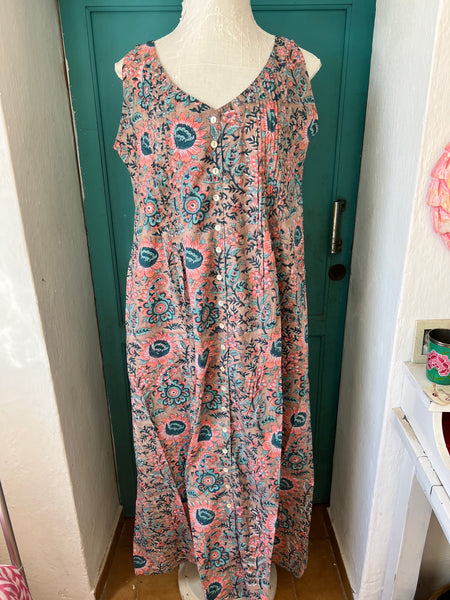 Capri dress  Samsara