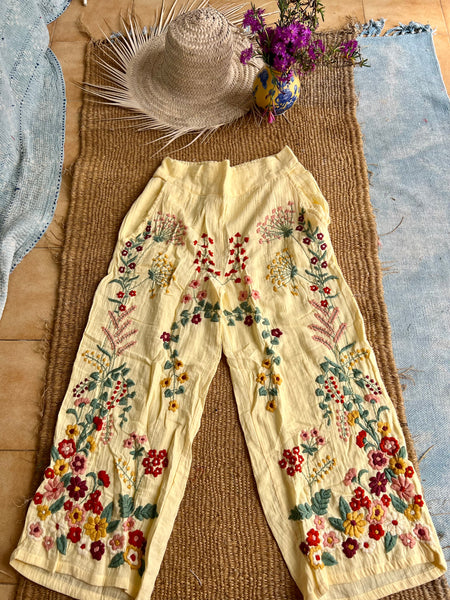 Chiang Mai boho trouser with flower hand embroidery 🧵