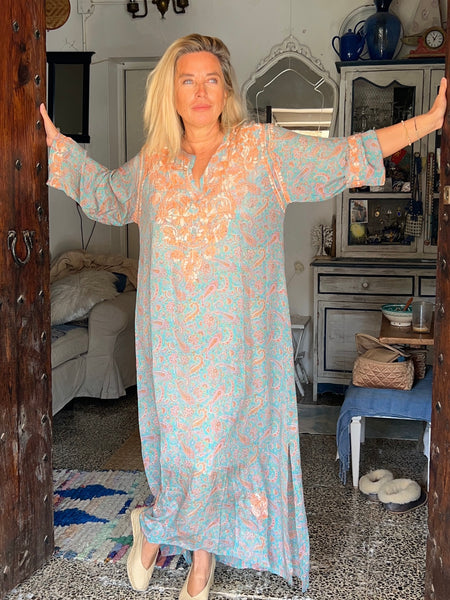 🌿 Turquoise Silk Maxi Kurta – Paisley Print (One of a Kind)tutti Frutti -  AUROBELLE  IBIZA