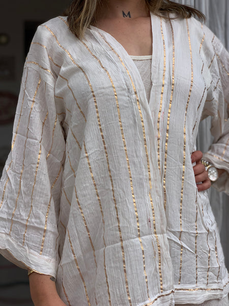 Ibiza boho short kimono 👘 in white and gold
