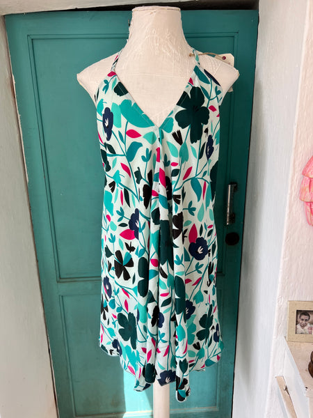 Flamenco dress green grass