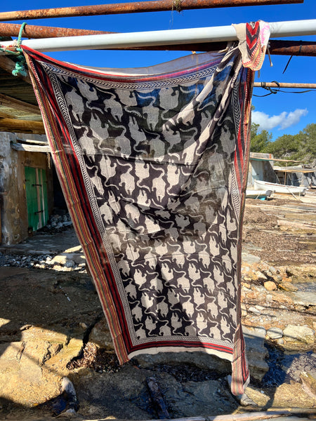 Big size Sarong ,Hand Block Printed Extra Large Sarong | Organic Cotton Muslin | Natural Bagru Print with Golden-Black 🐆 Panther 8 -  AUROBELLE  IBIZA