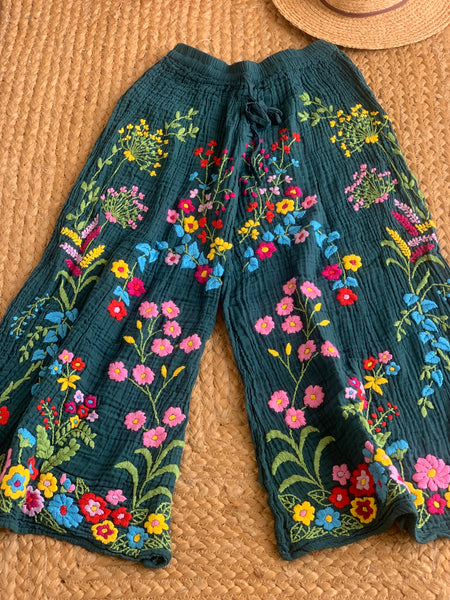 Chiang Mai boho trouser with flower hand embroidery 🧵