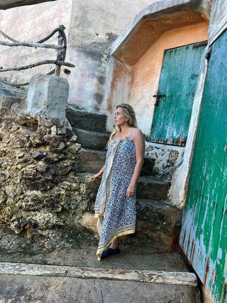 Big size Sarong ,Hand Block Printed Extra Large Sarong | Organic Cotton Muslin | Natural Bagru Print with Golden Blue flower -  AUROBELLE  IBIZA