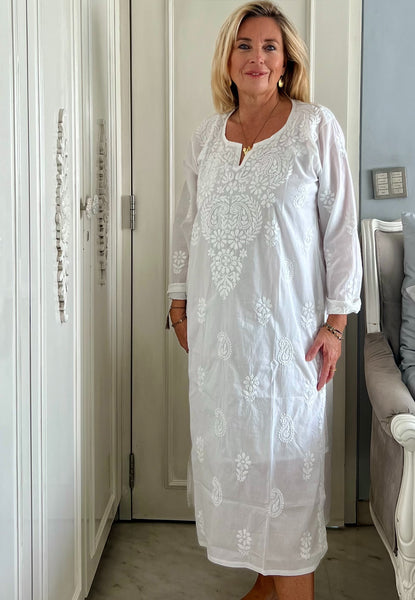 Kundalini  white cotton kurta tunic with hand embroidery -  AUROBELLE  IBIZA