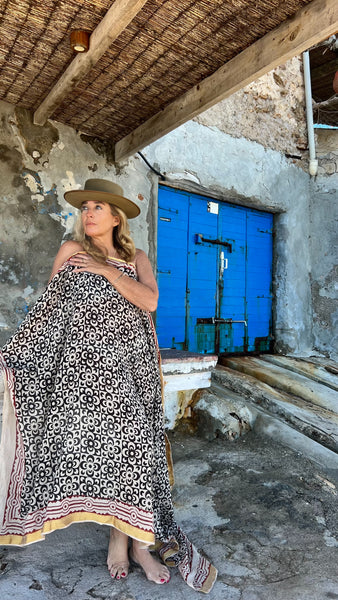 Big size Sarong ,Hand Block Printed Extra Large Sarong | Organic Cotton Muslin | Natural Bagru Print with Golden Black flower 🌺 -  AUROBELLE  IBIZA