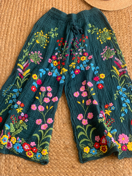 Chiang Mai boho trouser with flower hand embroidery 🧵