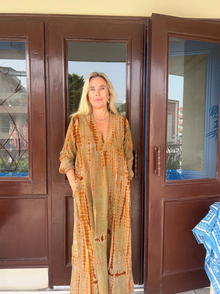 Silk Martha Kaftan – Upcycled Vintage Sari Collection no 9 Olive Brown