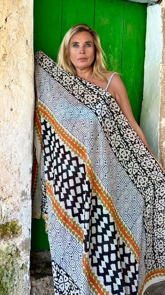 Big size Sarong ,Hand Block Printed Extra Large Sarong | Organic Cotton Muslin | Natural Bagru Print with Golden Sari yellows geometric -  AUROBELLE  IBIZA