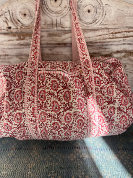 Quilted Travel bag Pink paisley