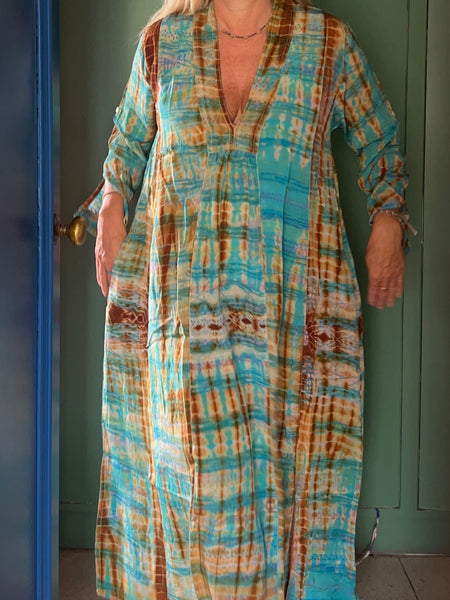 Silk Martha Kaftan – Upcycled Vintage Sari Collection no 2