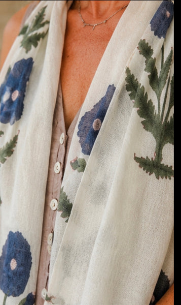 Cosy cashmere wool shawl with exclusive hand block print poppie blue -  AUROBELLE  IBIZA