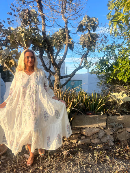 Reina - Boho beautiful white ethnic block print dress