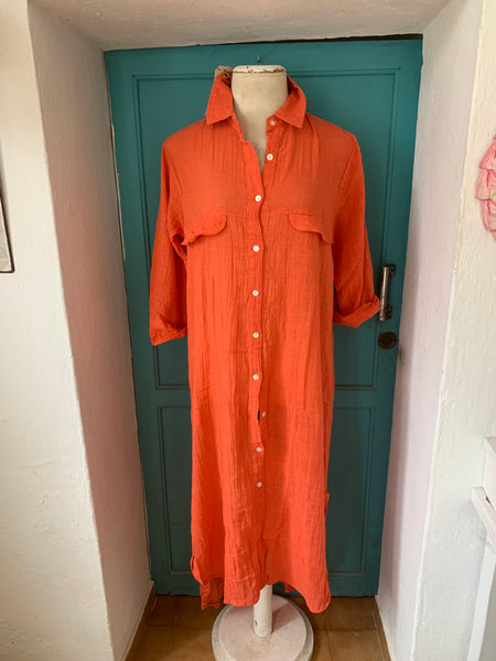 Shirt dress long in strawberry red