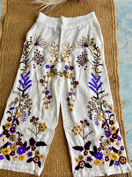Chiang Mai boho trouser with flower hand embroidery 🧵