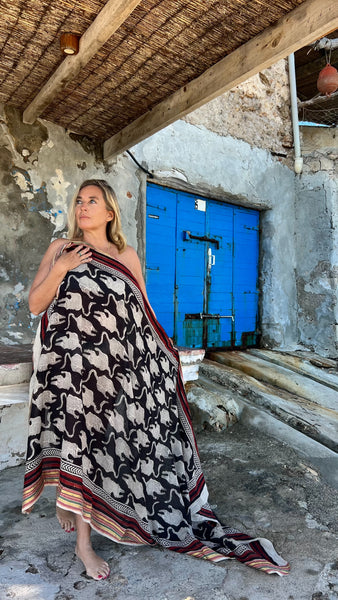 Big size Sarong ,Hand Block Printed Extra Large Sarong | Organic Cotton Muslin | Natural Bagru Print with Golden-Black 🐆 Panther 8 -  AUROBELLE  IBIZA