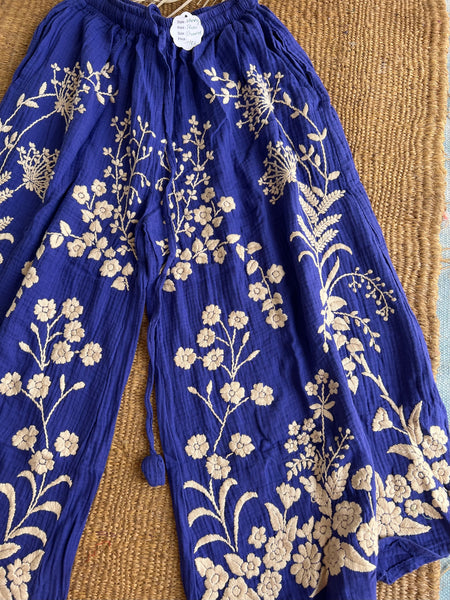 Chiang Mai boho trouser with flower hand embroidery 🧵