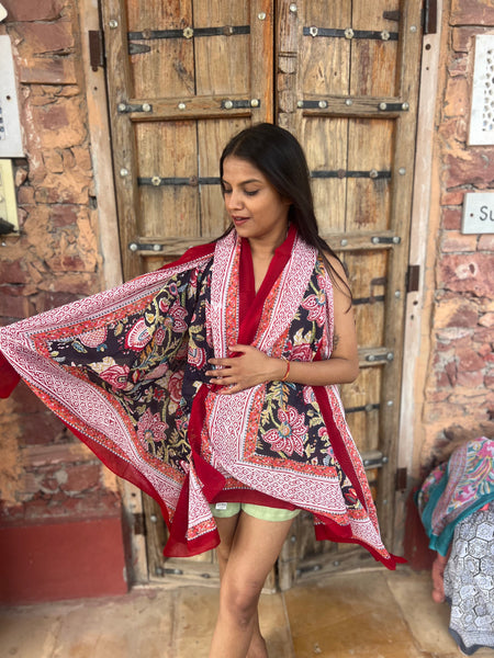 Medianoche sarong, black and red floral border detail, cotton — Aurobelle Ibiza