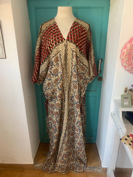 Flori Kaftan