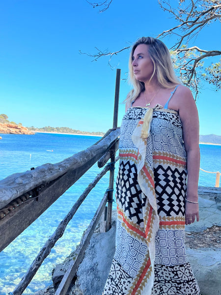 Big size Sarong ,Hand Block Printed Extra Large Sarong | Organic Cotton Muslin | Natural Bagru Print with Golden Sari yellows geometric -  AUROBELLE  IBIZA