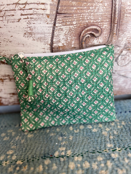 Small bag quilted emerald daisy’s