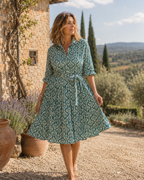 Marilyn II – Blue Leaf-Print 3/4 Sleeve Dress