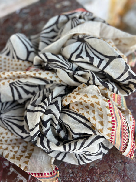 Big size Sarong ,Hand Block Printed Extra Large Sarong | Organic Cotton Muslin | Natural Bagru Print with Gold / Flower of life -  AUROBELLE  IBIZA