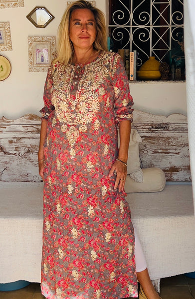 🌹 Grey Rose Silk Maxi Kurta – Hand Embroidered Detail (Sizes 38 & 50 !) -  AUROBELLE  IBIZA