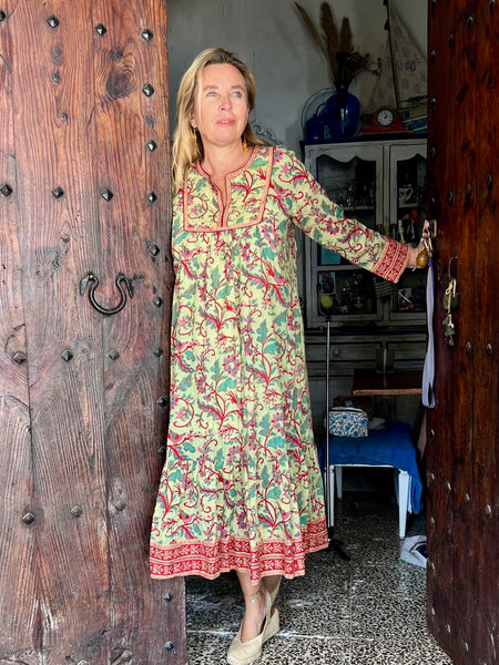 Vintage dress Green red Boho