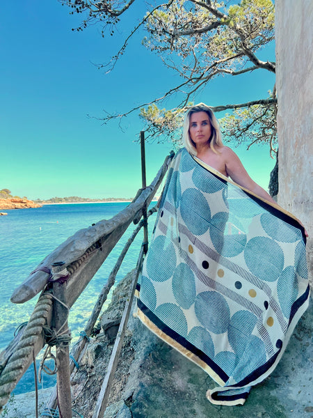 Big size Sarong ,Hand Block Printed Extra Large Sarong | Organic Cotton Muslin | Natural Bagru Print with Golden Sari Blue big circle -  AUROBELLE  IBIZA