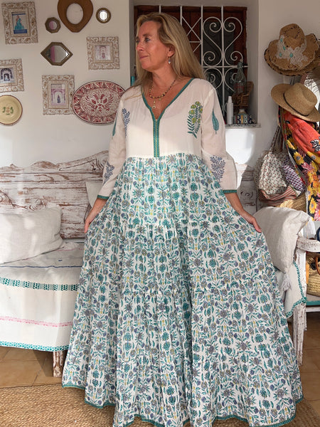 Reina - Boho beautiful white ethnic block print dress