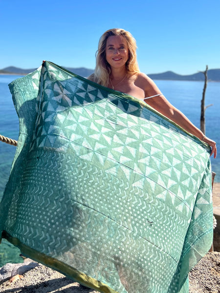 Big size Sarong ,Hand Block Printed Extra Large Sarong | Organic Cotton Muslin | Natural Bagru Print with Golden-Black Emerald green geo -  AUROBELLE  IBIZA