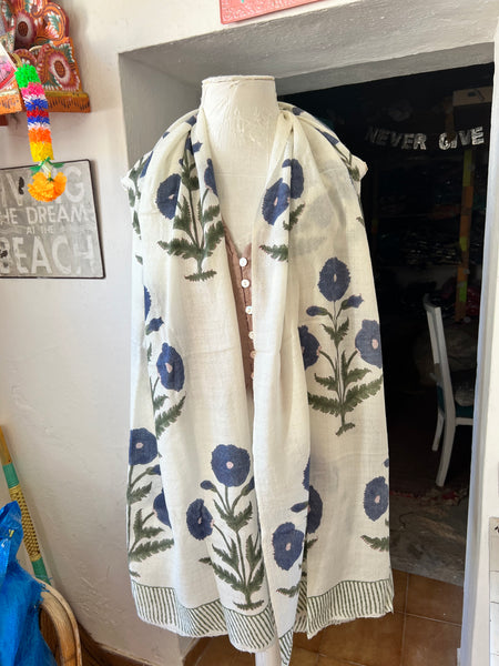 Cosy cashmere wool shawl with exclusive hand block print poppie blue -  AUROBELLE  IBIZA