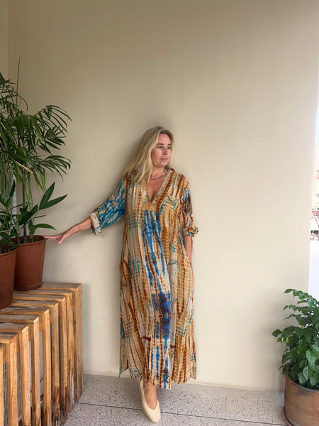 Silk Martha Kaftan – Upcycled Vintage Sari Collection no 7