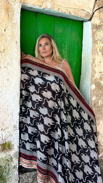 Big size Sarong ,Hand Block Printed Extra Large Sarong | Organic Cotton Muslin | Natural Bagru Print with Golden-Black 🐆 Panther 8 -  AUROBELLE  IBIZA
