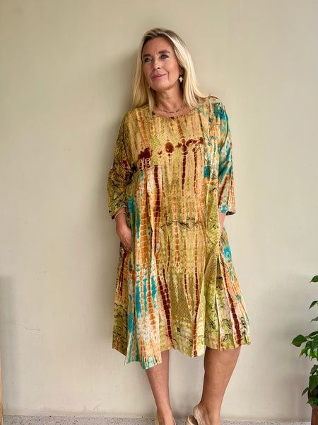 Hanoi silk dress no 1