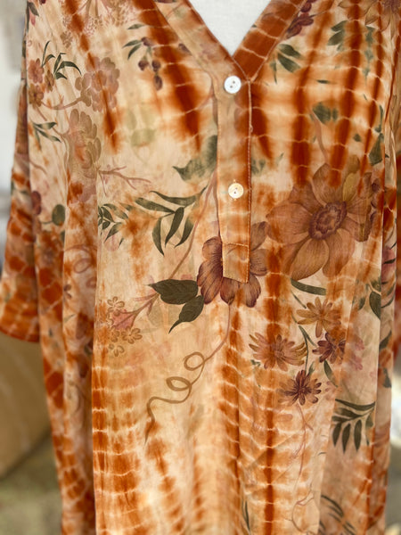 One-of-a-Kind Vintage Silk Sari Kaftan ✨no 2 flower