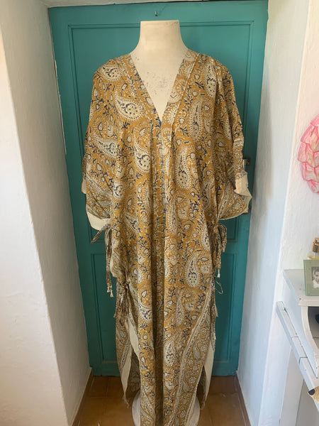 Flori Kaftan