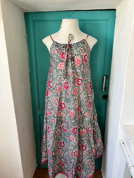 Capri dress  green fleur  with seperate belt